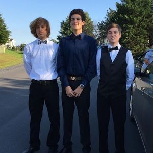 Meet your Posher, Adam